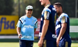 Palmeiras faz mistério de sábado