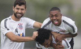 Corinthians fecha campanha do título recebendo o ameaçado Avaí