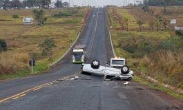 Dois homens morrem em acidente na BR-262 após capotar camionete