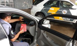 Servente de pedreiro é pego em rodovia de SP com crack e cocaína