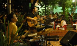 Bar promove campanha para conhecer histórias que emocionaram seus clientes