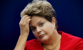 Cunha autoriza processo de impeachment de Dilma
