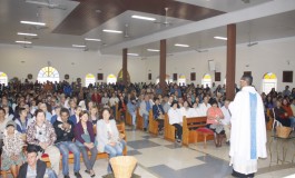 Devotos de Nossa Senhora lotam comunidade na Capital