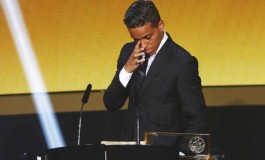 Wendell Lira bate figurões e leva prêmio de gol mais bonito do ano