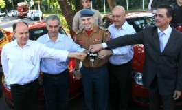Azambuja entrega viaturas para reforçar segurança em MS