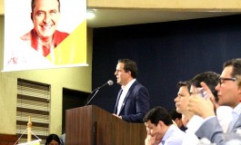 Ayache já recebe apoio de três partidos
