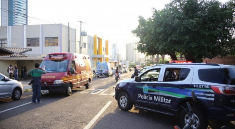 Aluno de 9 anos entra armado dentro de escola particular na Capital
