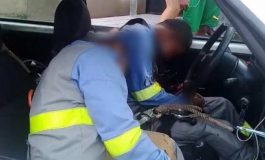 Após corte de energia em casa de criminoso, dois funcionários são executados