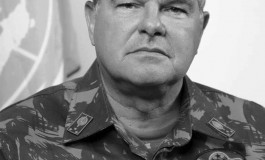 Morre comandante brasileiro da missão de paz no Haiti, General Jaborandy