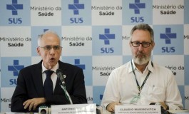 Brasil tem 1.248 casos de microcefalia e vê relação com zika