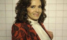 Morre aos 80 anos, a atriz Yoná Magalhães
