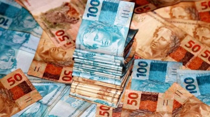 dinheiro-800x445_90e8c3fc5c8dd5f3947627c7